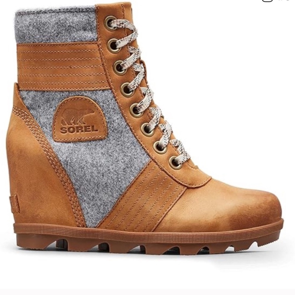 Sorel Lexie Wedge Tan and Gray Lace Up Boots - Picture 3 of 12